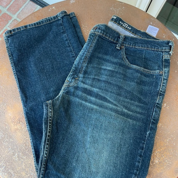 Men’s dark faded wash DENIZEN Levis size 42 x 32 - Picture 1 of 4